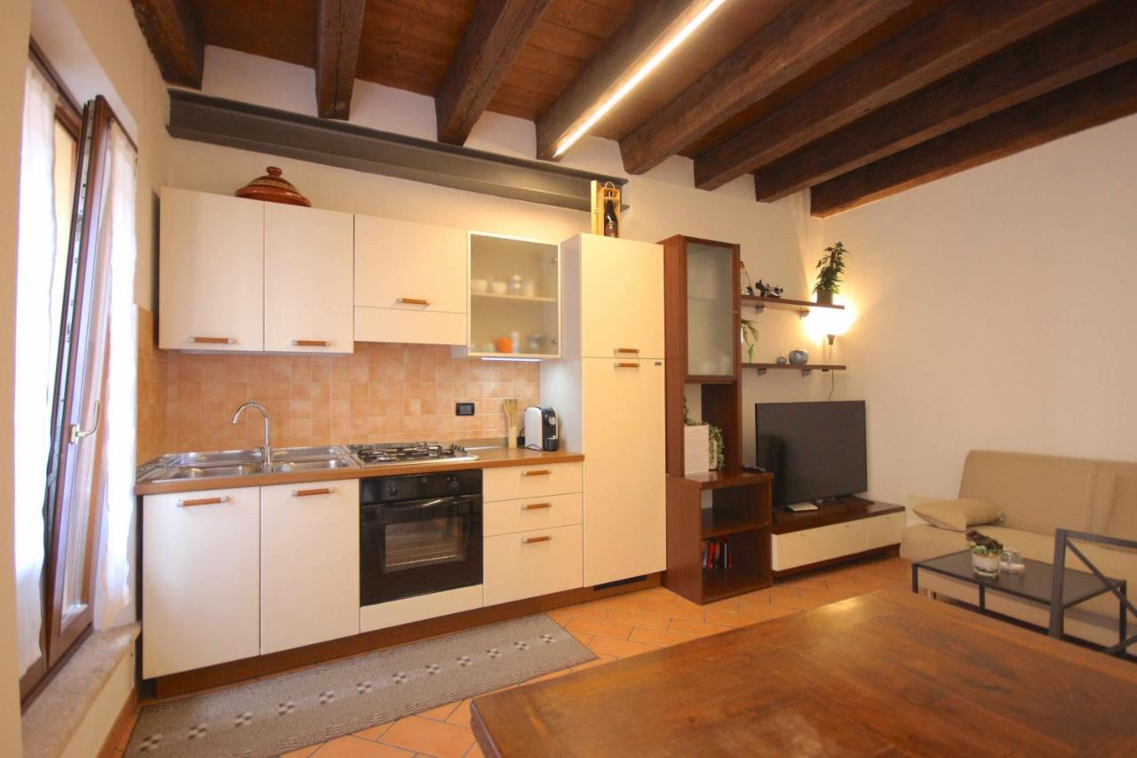 Case VR Holiday Casa di Mezzo Verona Exterior foto