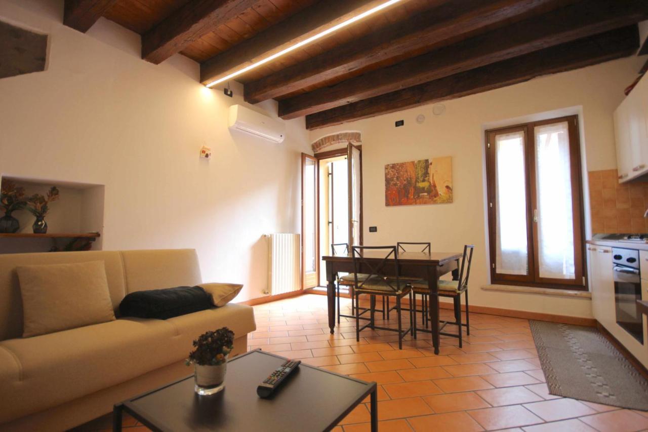 Case VR Holiday Casa di Mezzo Verona Exterior foto