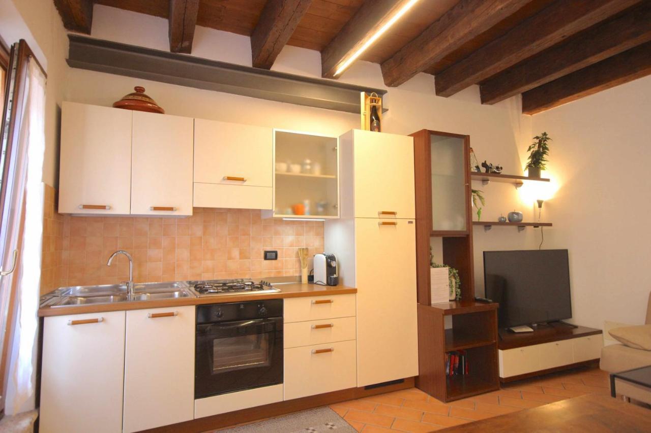 Case VR Holiday Casa di Mezzo Verona Exterior foto